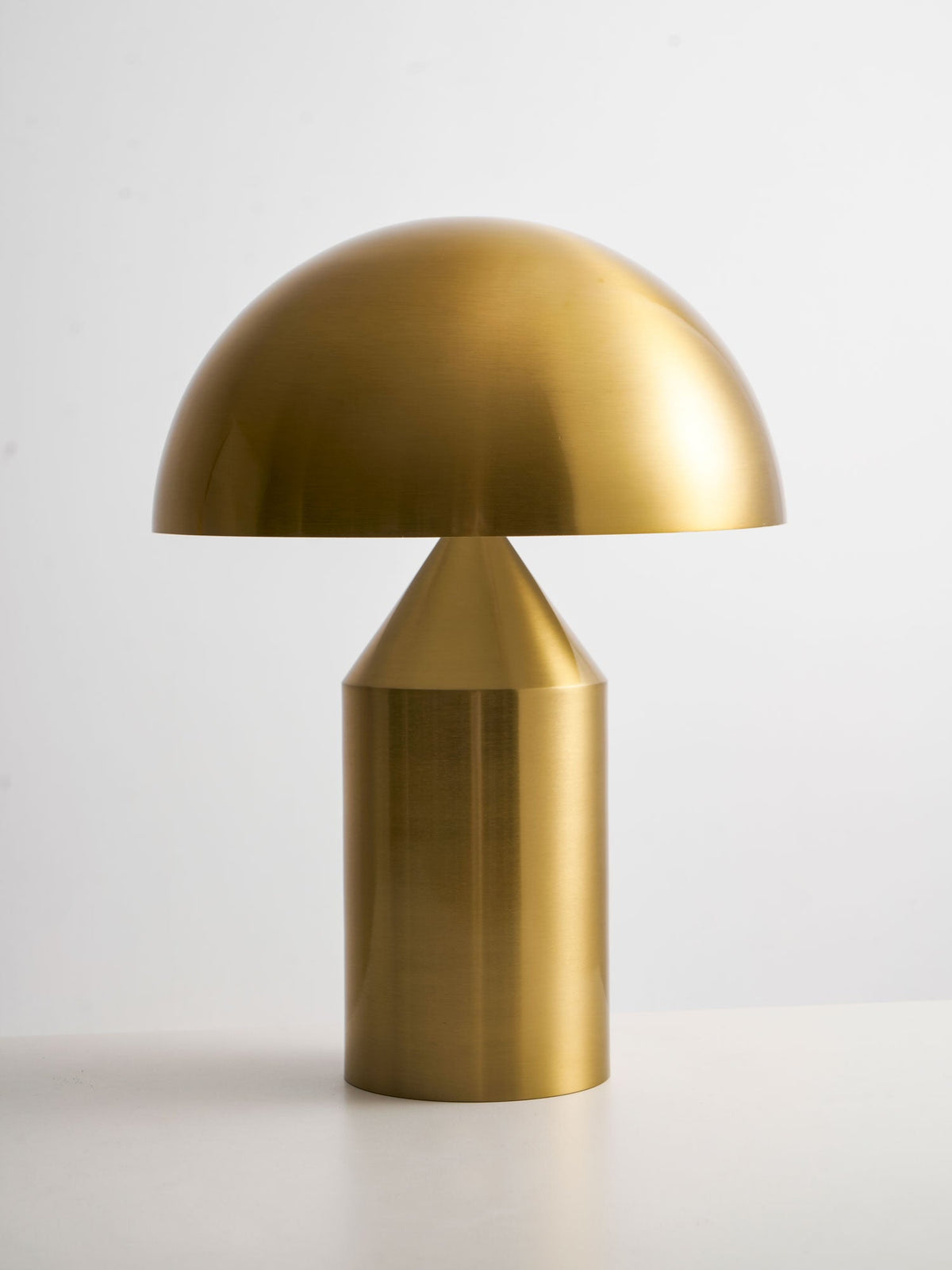 Solido Sculptural Geometric Metal Table Lamp for Bedroom Living Room
