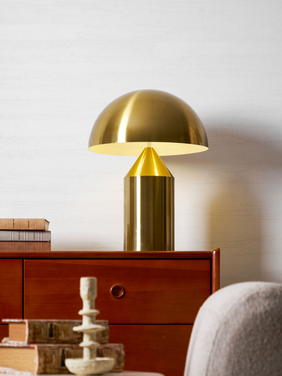 Solido Sculptural Geometric Metal Table Lamp for Bedroom Living Room