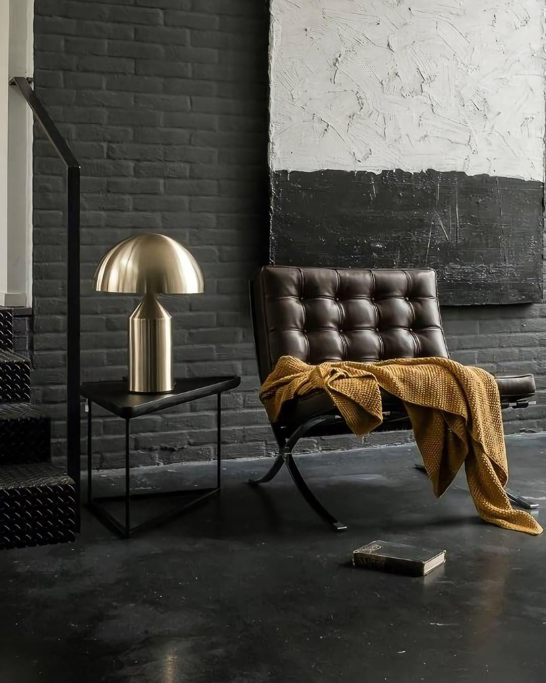 Solido Sculptural Geometric Metal Table Lamp for Bedroom Living Room