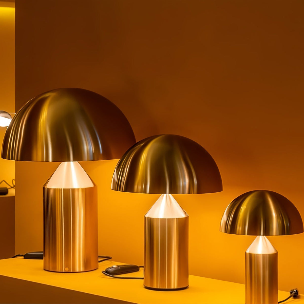 Solido Sculptural Geometric Metal Table Lamp for Bedroom Living Room