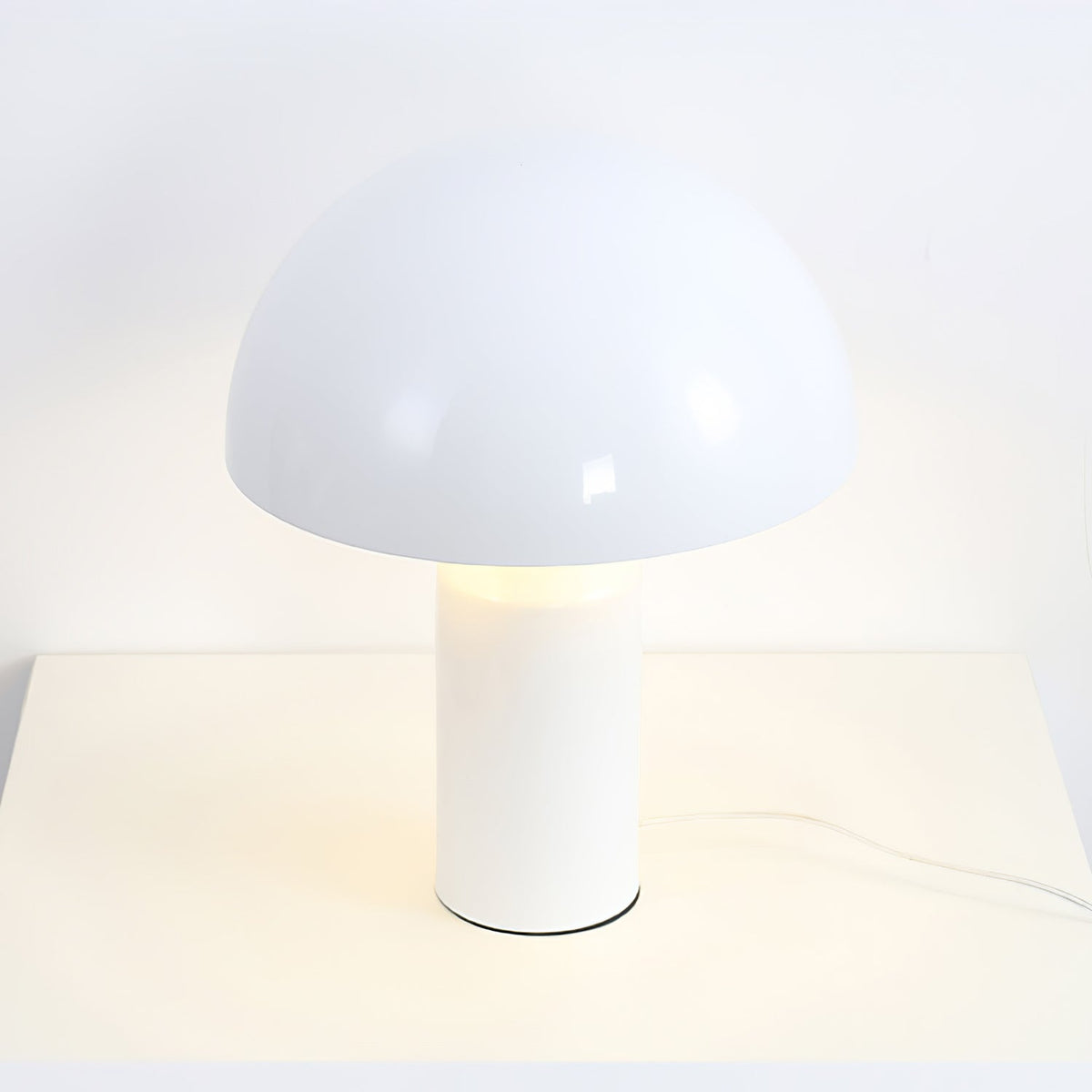 Solido Sculptural Geometric Metal Table Lamp for Bedroom Living Room