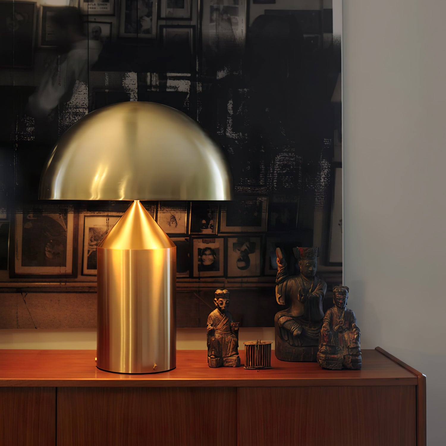 Solido Sculptural Geometric Metal Table Lamp for Bedroom Living Room
