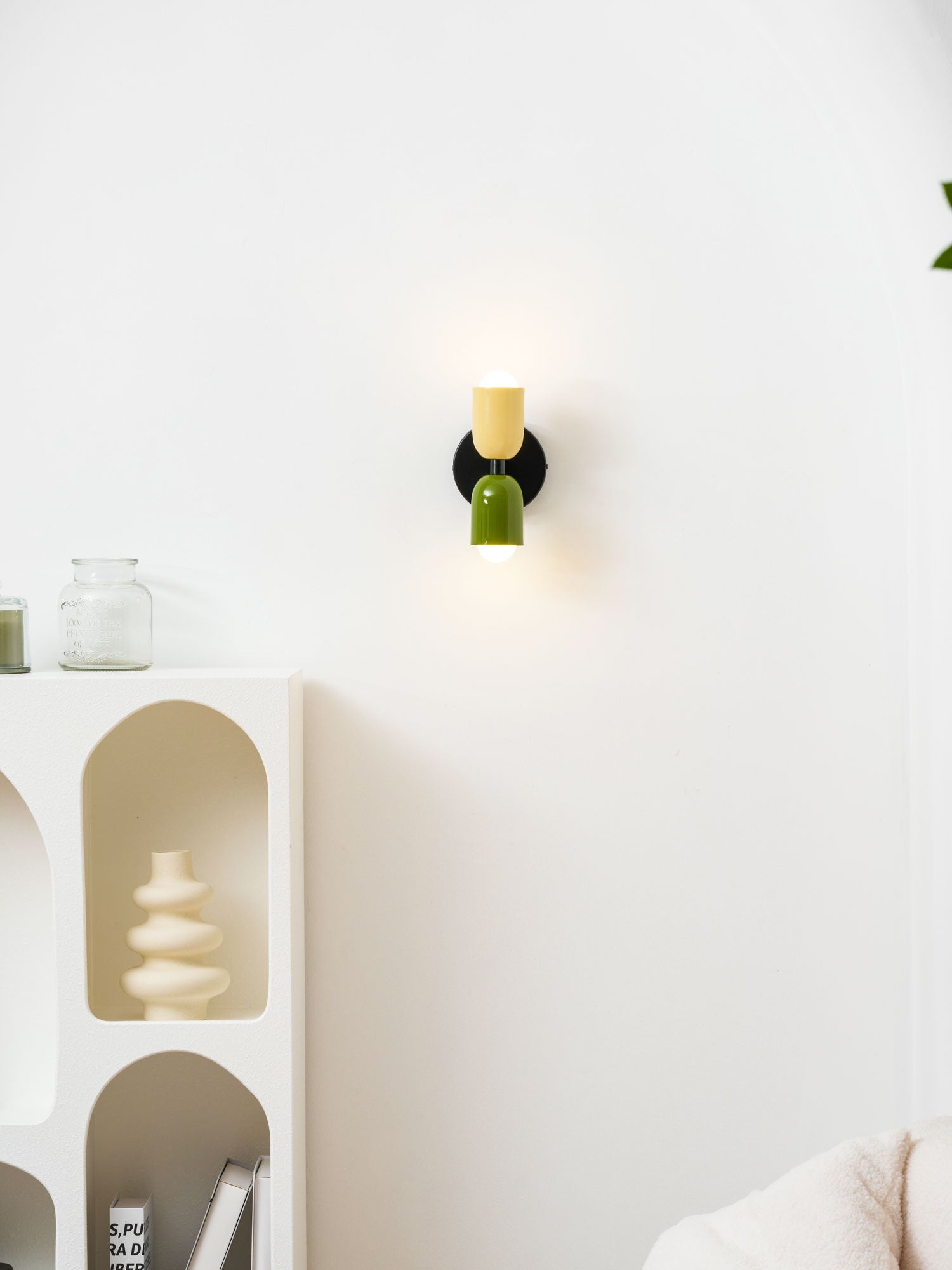 Elara Wall Lamp