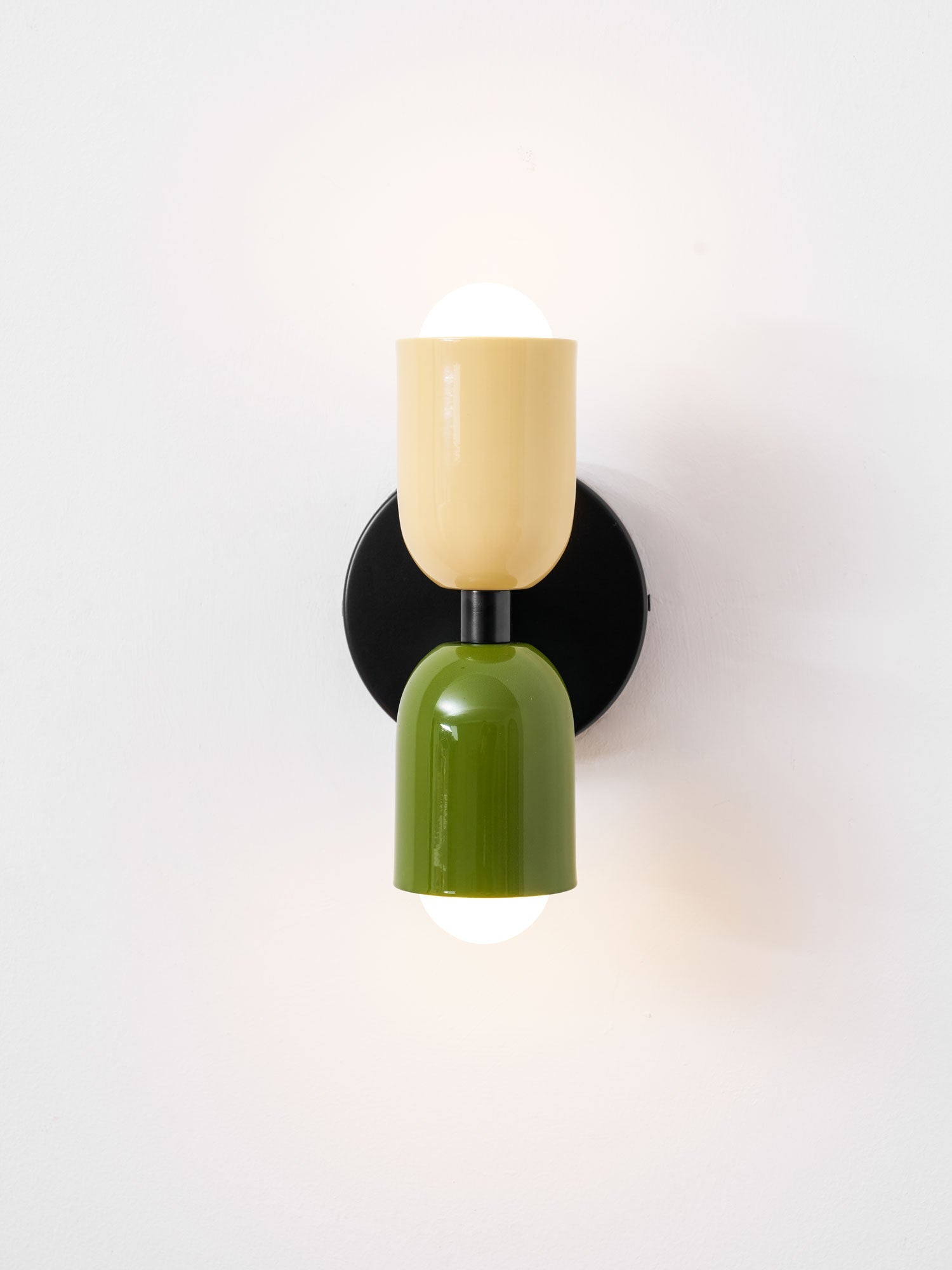 Elara Wall Lamp