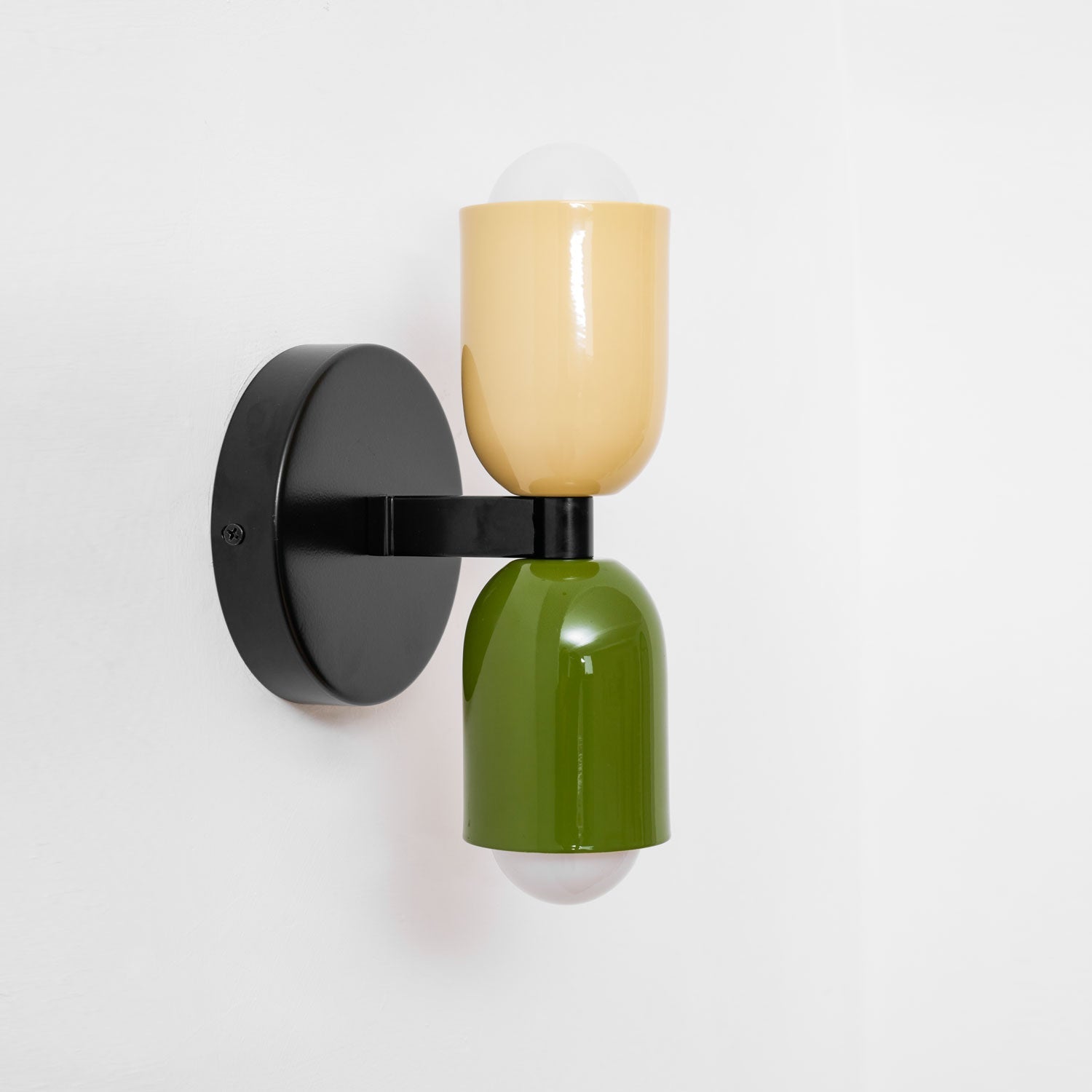 Elara Wall Lamp