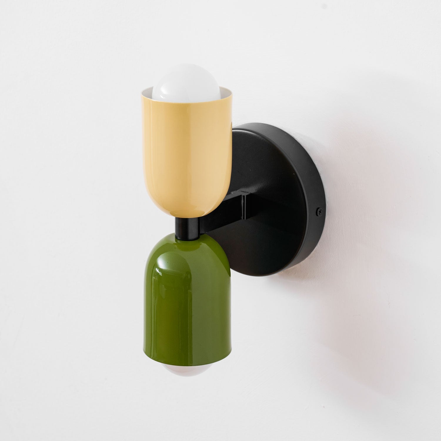 Elara Wall Lamp
