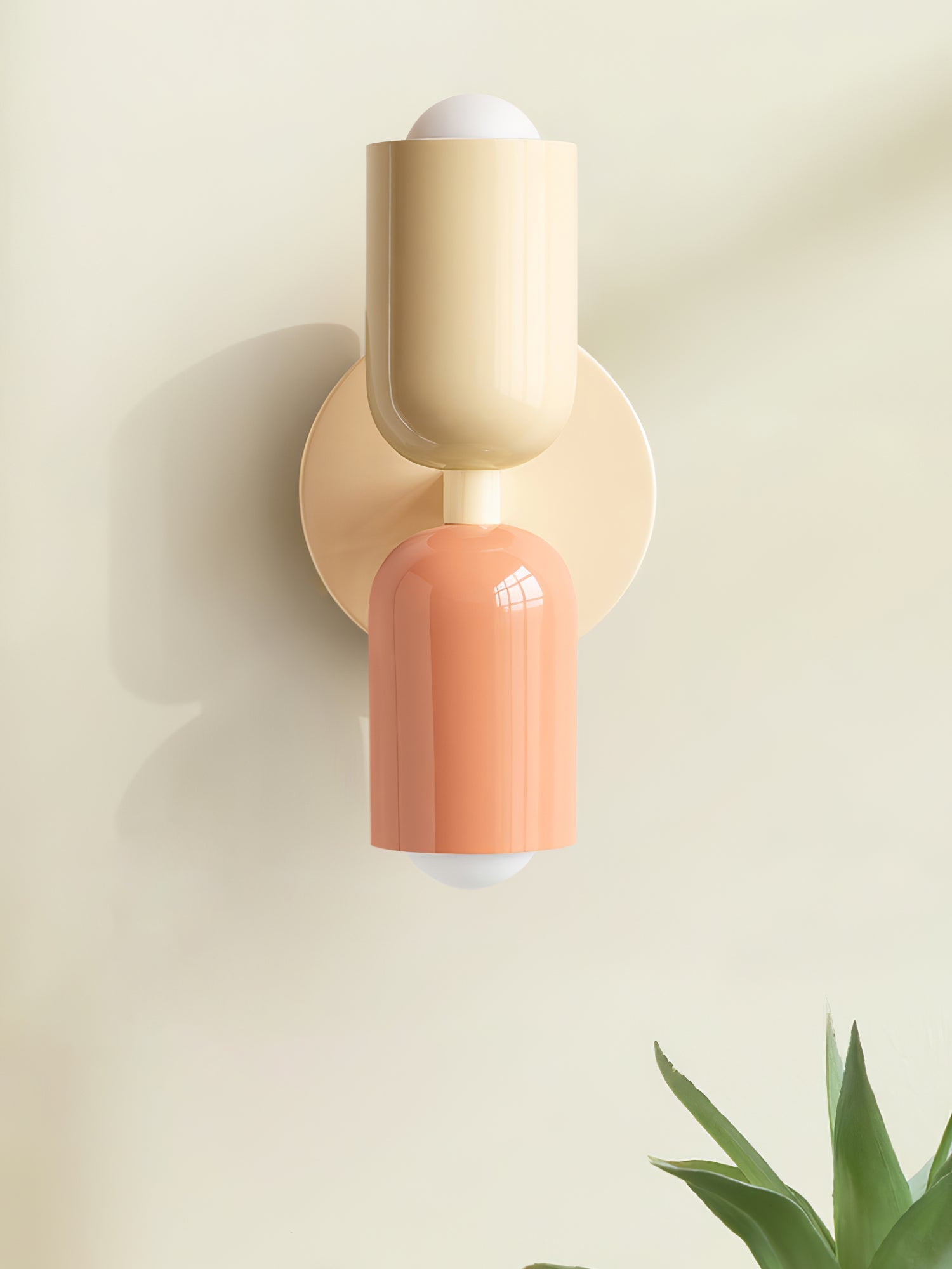 Elara Wall Lamp