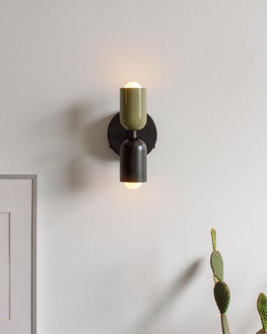 Elara Wall Lamp