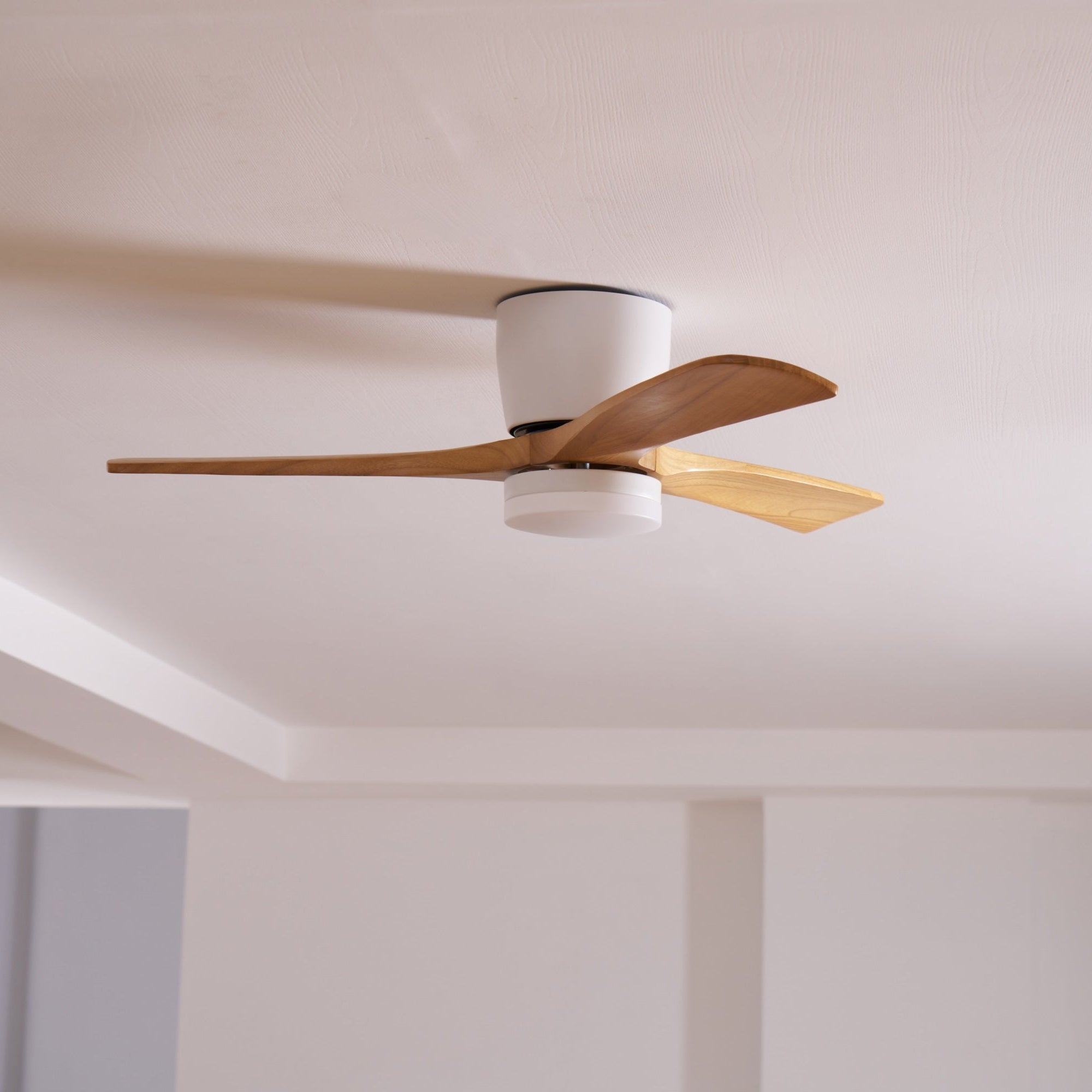 Kaze Solid Wood Quiet DC Ceiling Fan Light for Bedroom & Living Room