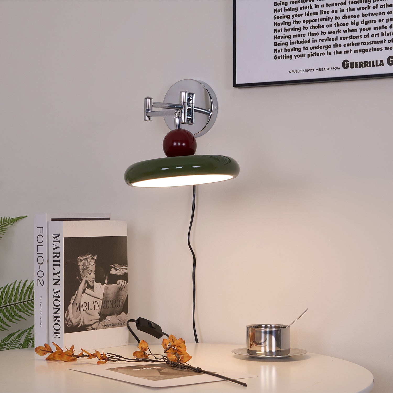 Elin Round Disc Plug-In Wall Sconce – Modern LED Wall Lamp for Bedroom