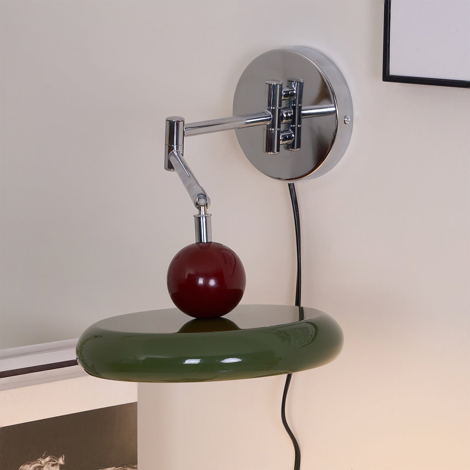 Elin Round Disc Plug-In Wall Sconce – Modern LED Wall Lamp for Bedroom