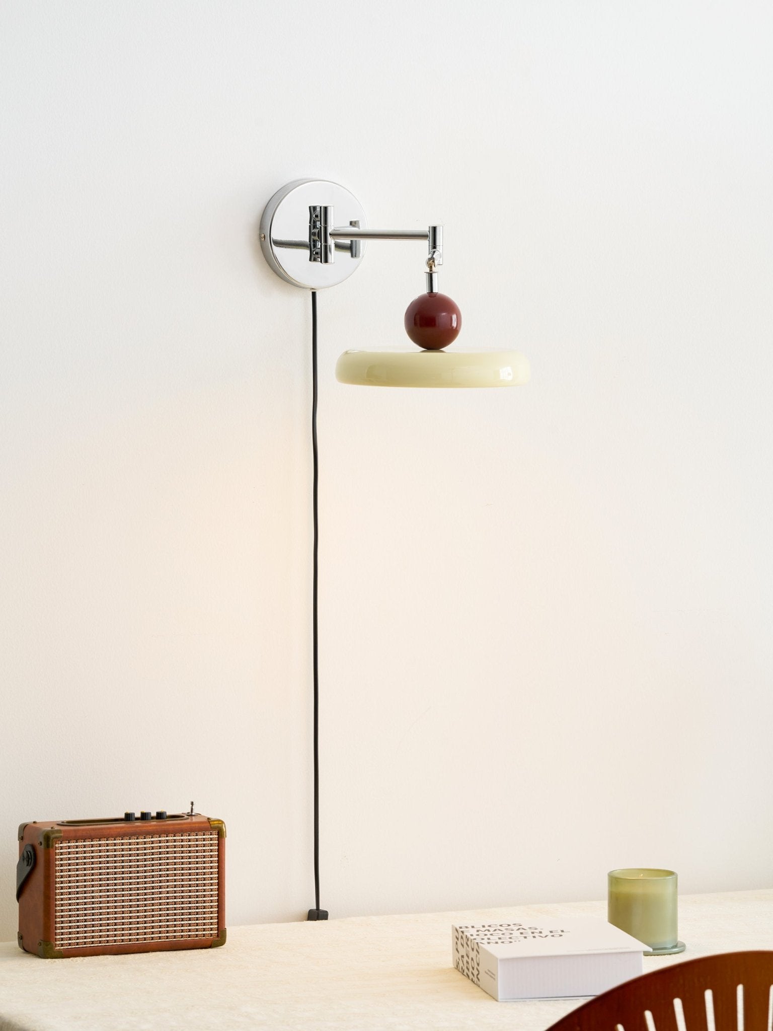 Elin Round Disc Plug-In Wall Sconce – Modern LED Wall Lamp for Bedroom