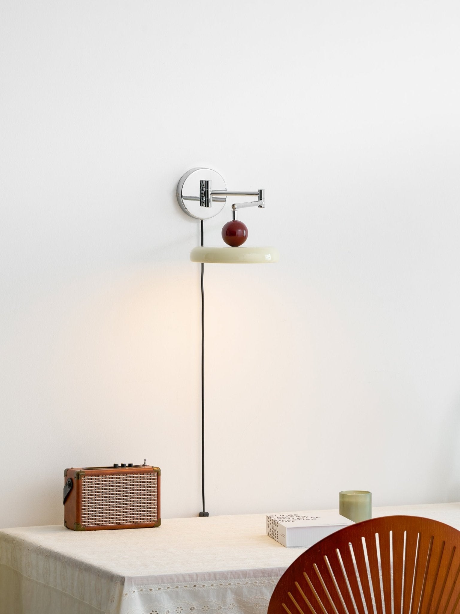 Elin Round Disc Plug-In Wall Sconce – Modern LED Wall Lamp for Bedroom