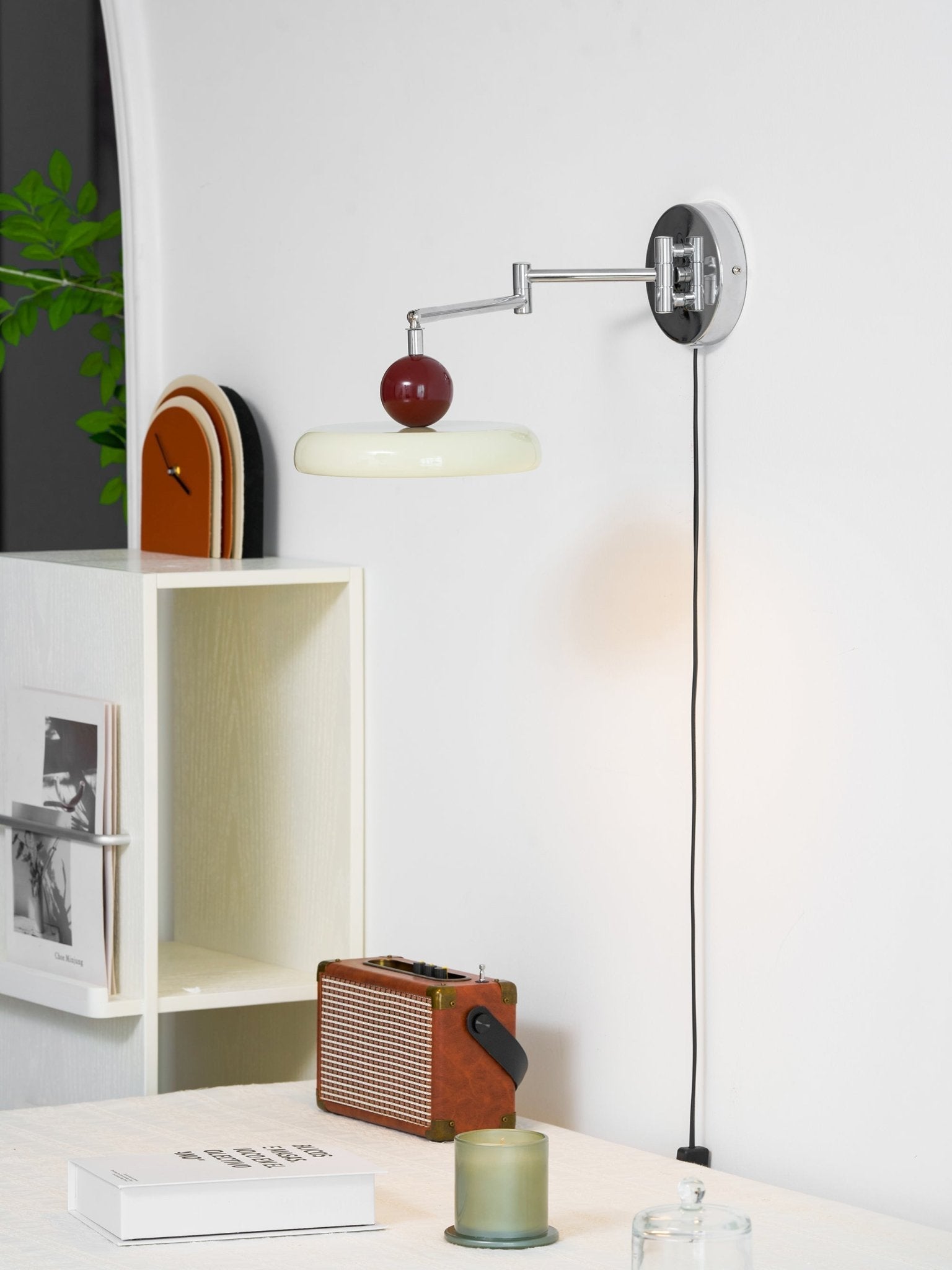 Elin Round Disc Plug-In Wall Sconce – Modern LED Wall Lamp for Bedroom