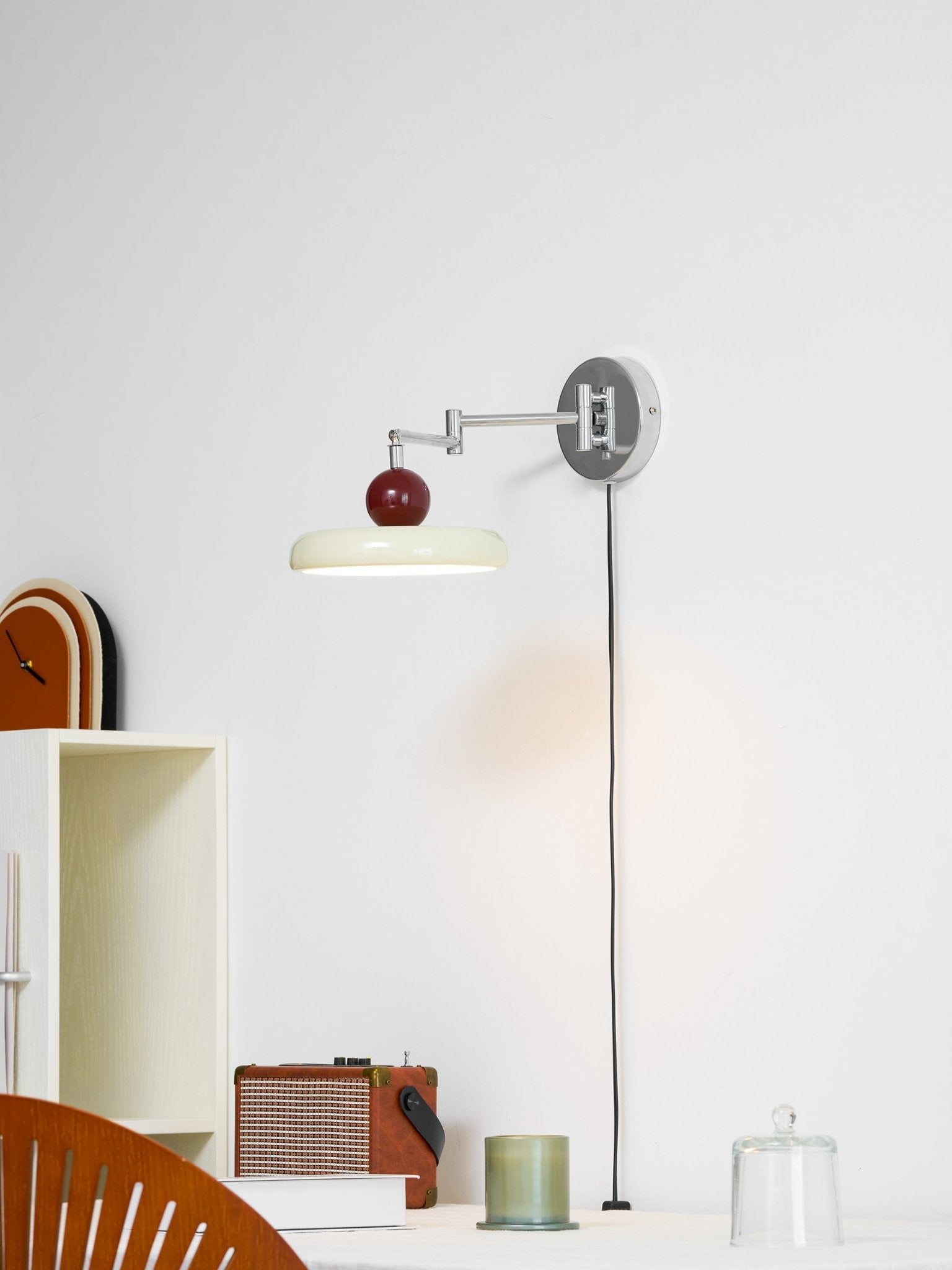 Elin Round Disc Plug-In Wall Sconce – Modern LED Wall Lamp for Bedroom