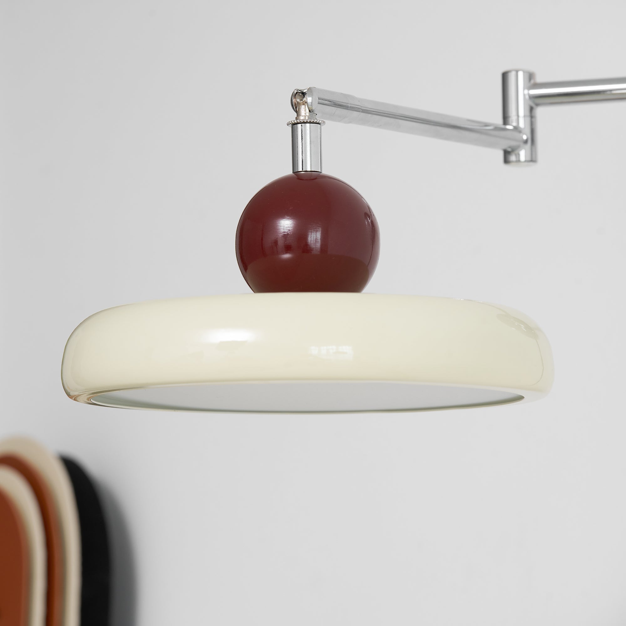 Elin Round Disc Plug-In Wall Sconce – Modern LED Wall Lamp for Bedroom