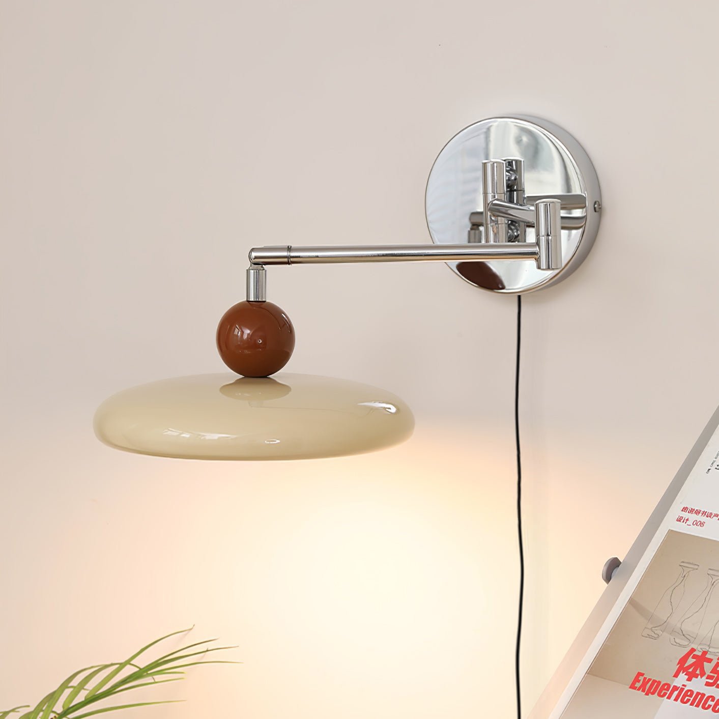 Elin Round Disc Plug-In Wall Sconce – Modern LED Wall Lamp for Bedroom