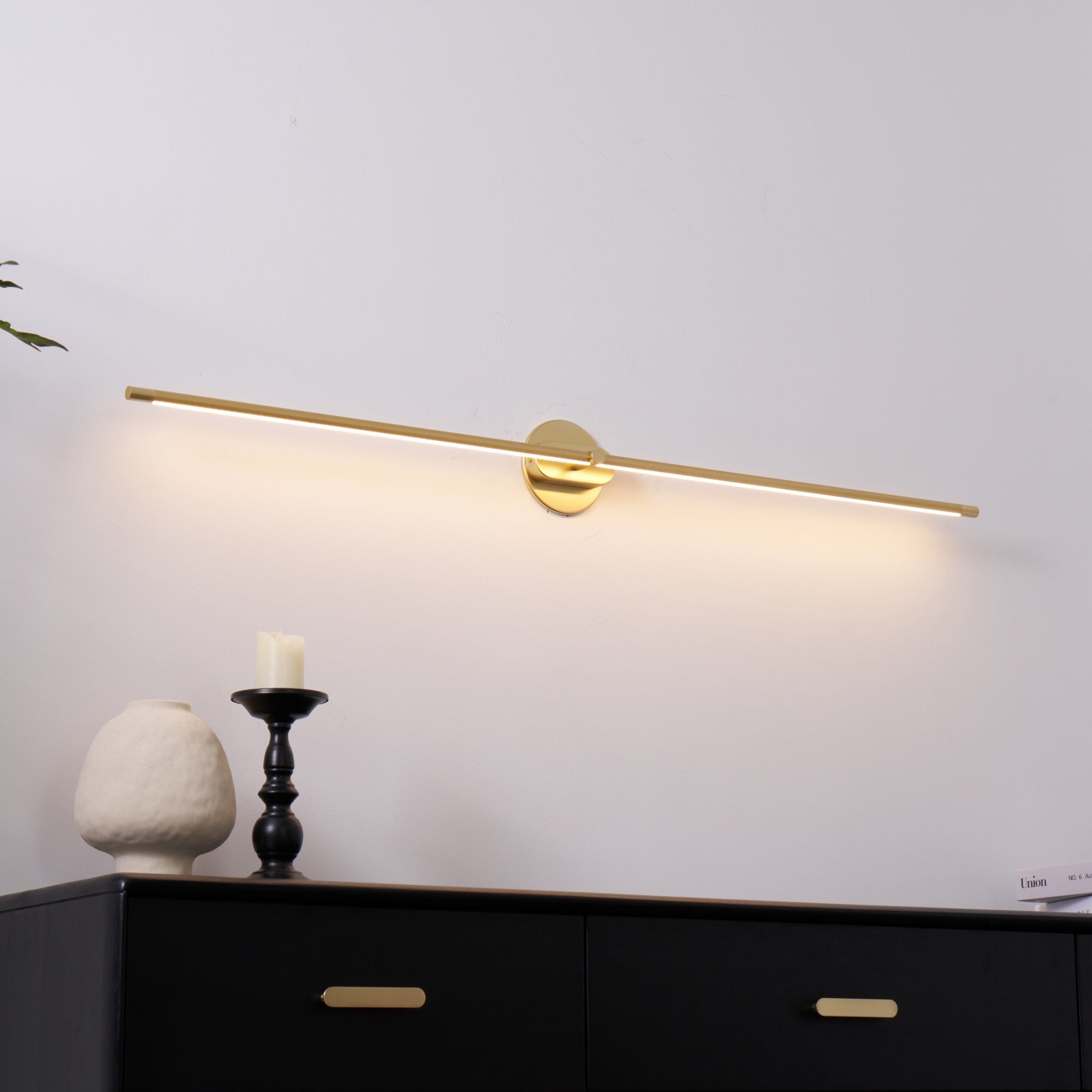 Linea Dimmable Aluminum Minimalist Wall Sconce for Bathroom & Hallway