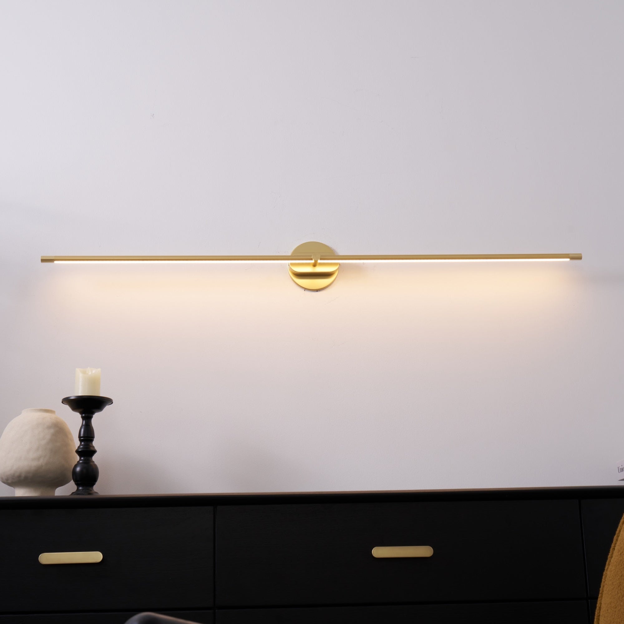 Linea Dimmable Aluminum Minimalist Wall Sconce for Bathroom & Hallway
