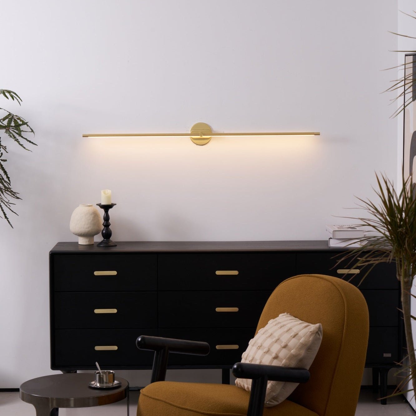 Linea Dimmable Aluminum Minimalist Wall Sconce for Bathroom & Hallway