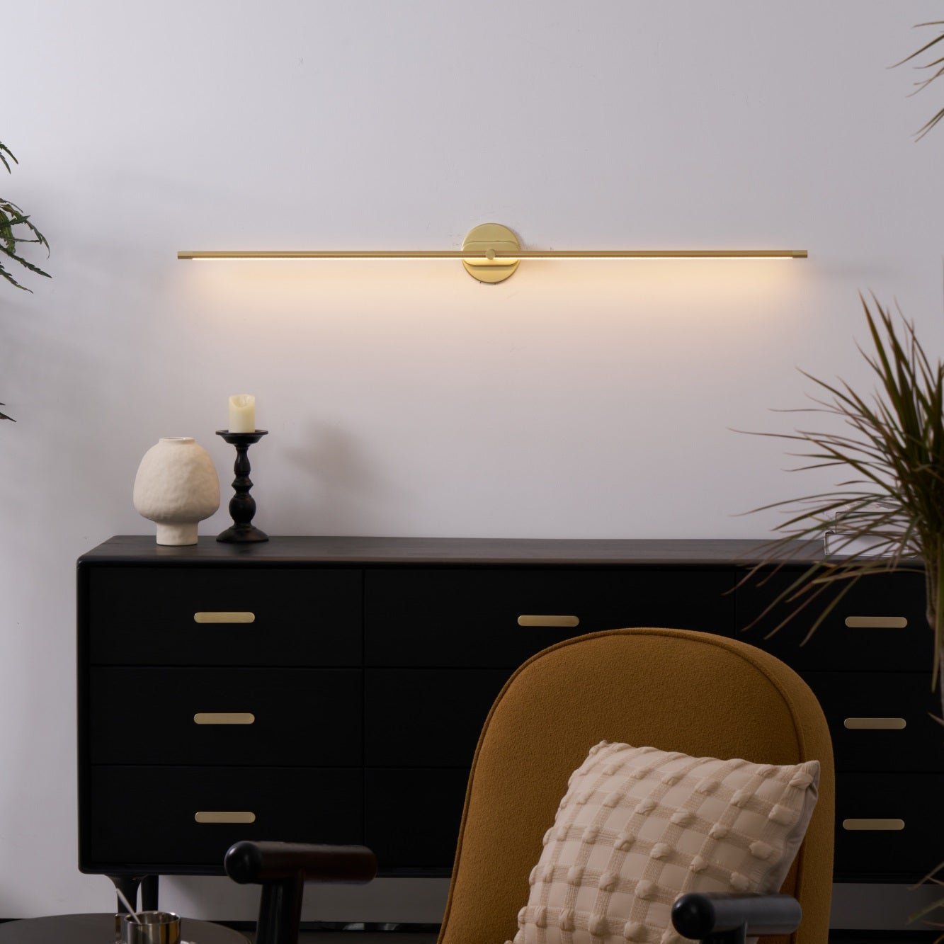 Linea Dimmable Aluminum Minimalist Wall Sconce for Bathroom & Hallway