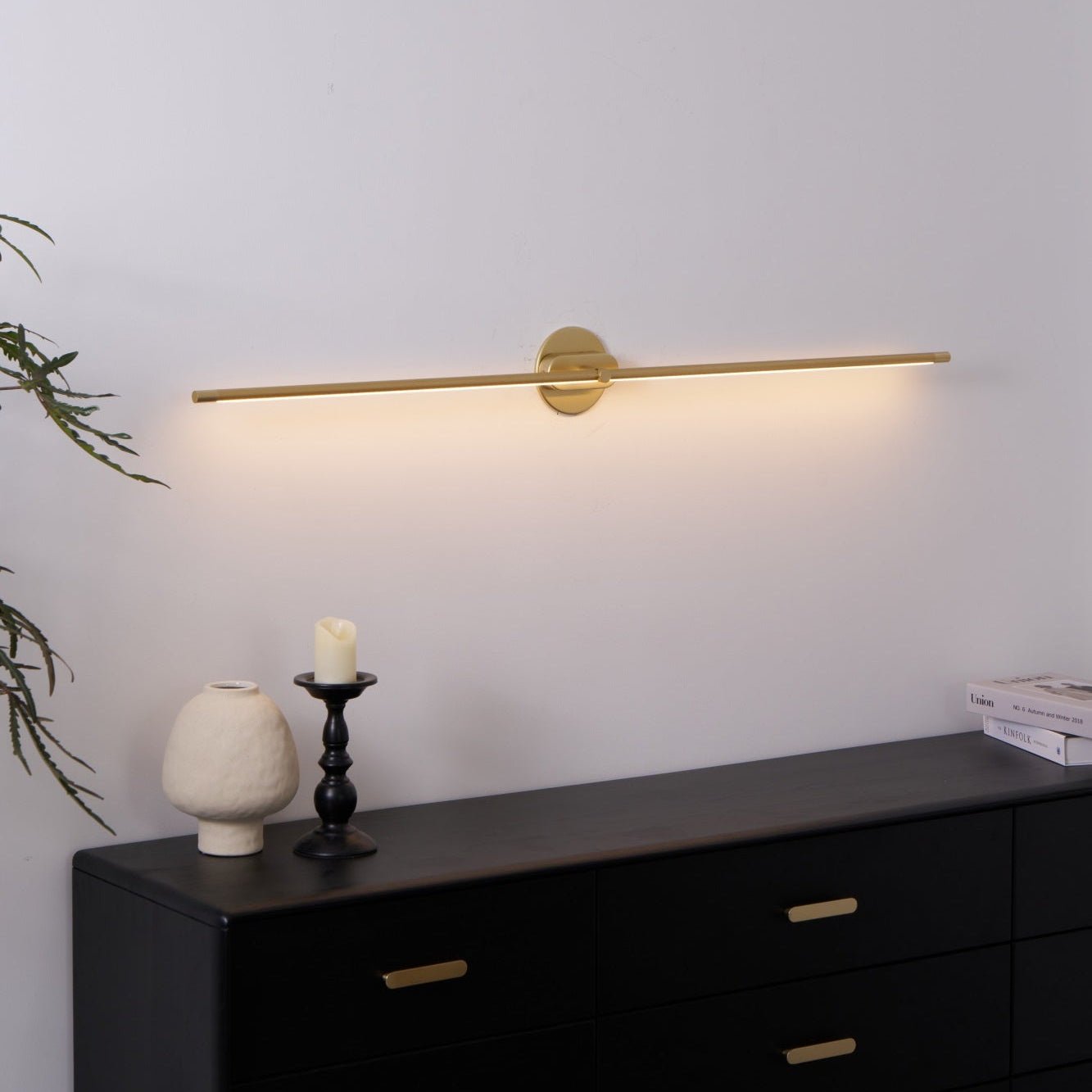 Linea Dimmable Aluminum Minimalist Wall Sconce for Bathroom & Hallway