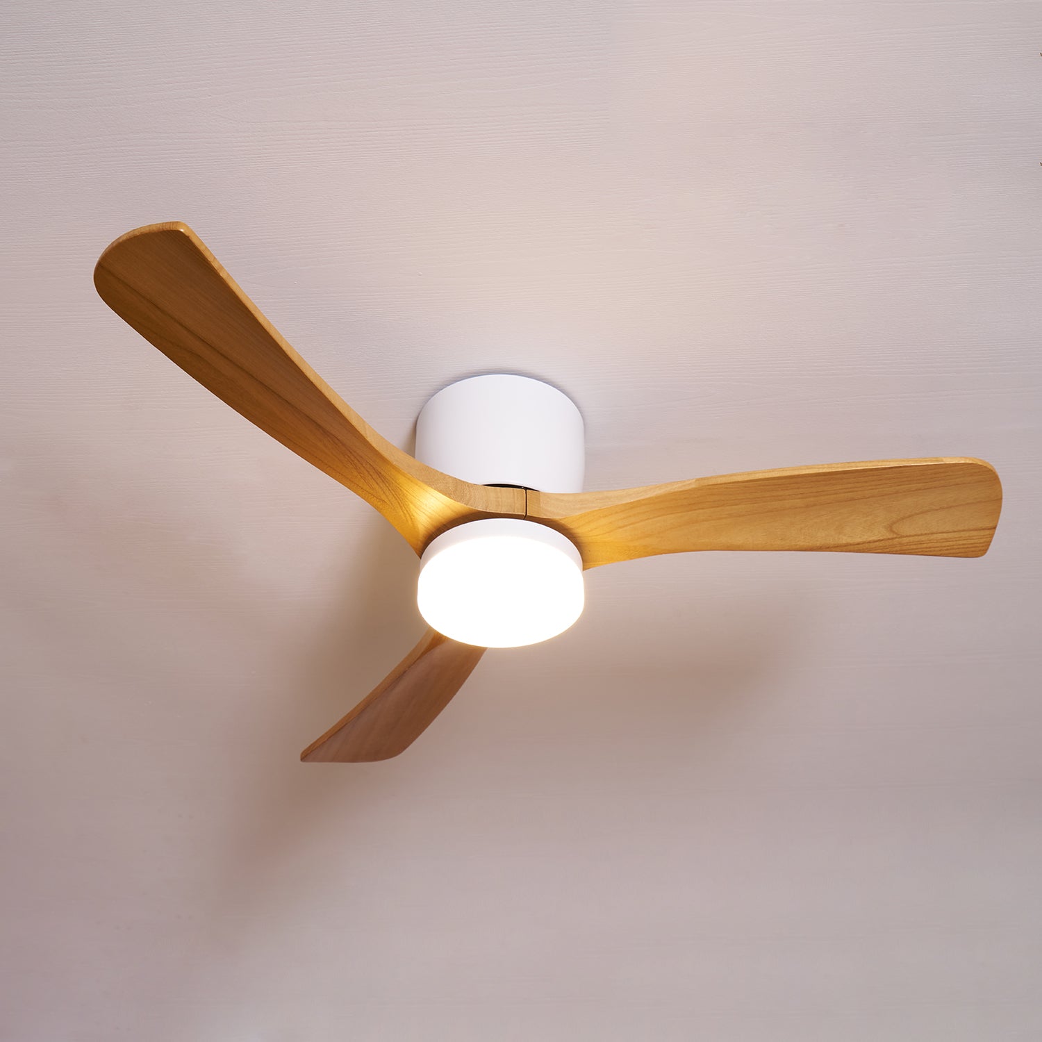 Kaze Solid Wood Quiet DC Ceiling Fan Light for Bedroom & Living Room